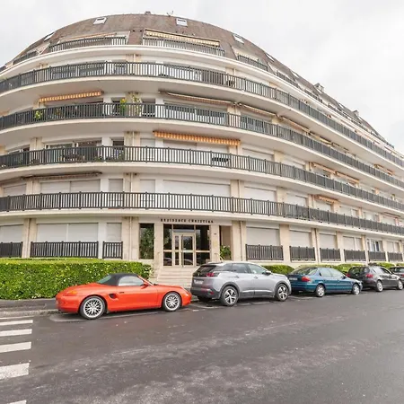 Le Christina דירה