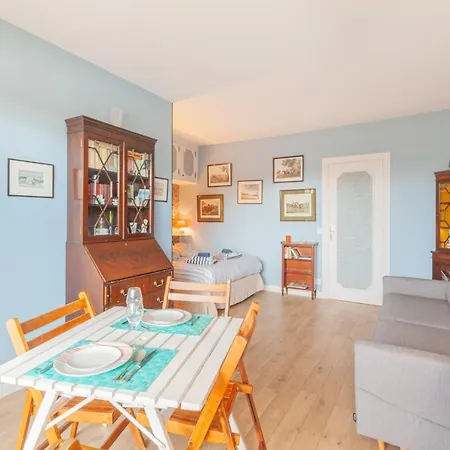 Le Christina * טרוביל-סור-מאר